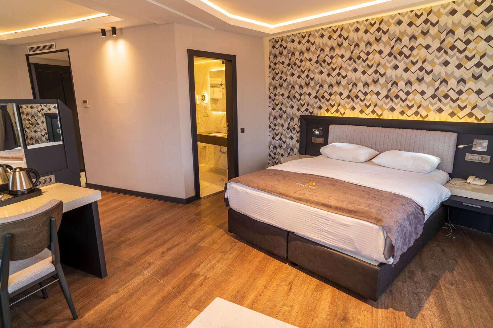 Otel Selçuk | Konforlu ve Kaliteli Konaklama